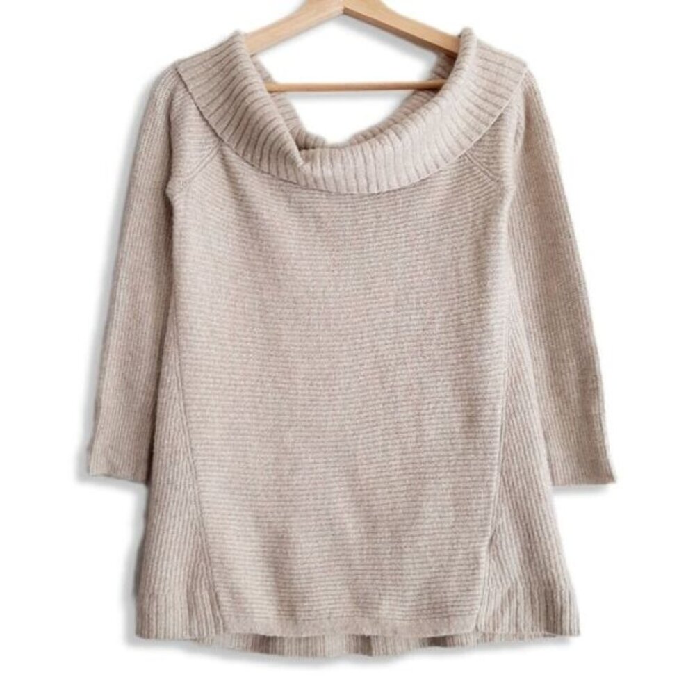 AEO Off-Shoulder Soft Knit Sweater Top Light Beige Cream Sz M